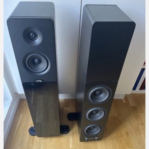 Verity Audio Lakm� � High-End i Sort Piano (Som nye)